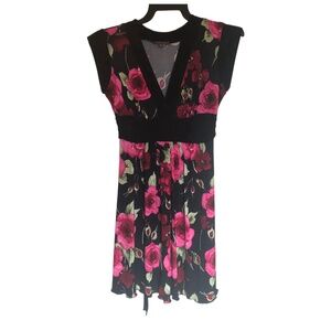 Stretchy floral dress